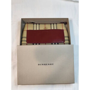 Burberry Women's Check Haymarket Nova Handbag Zipper Pouch Beige Plaid Italy S